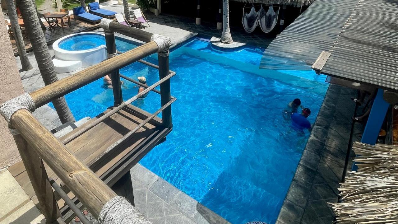 Johnnys Place Hotel モンテリコ エクステリア 写真