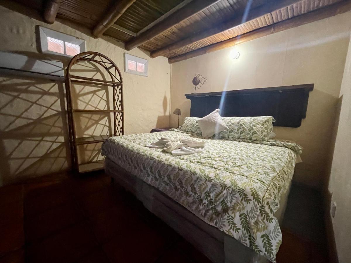 Johnnys Place Hotel モンテリコ エクステリア 写真