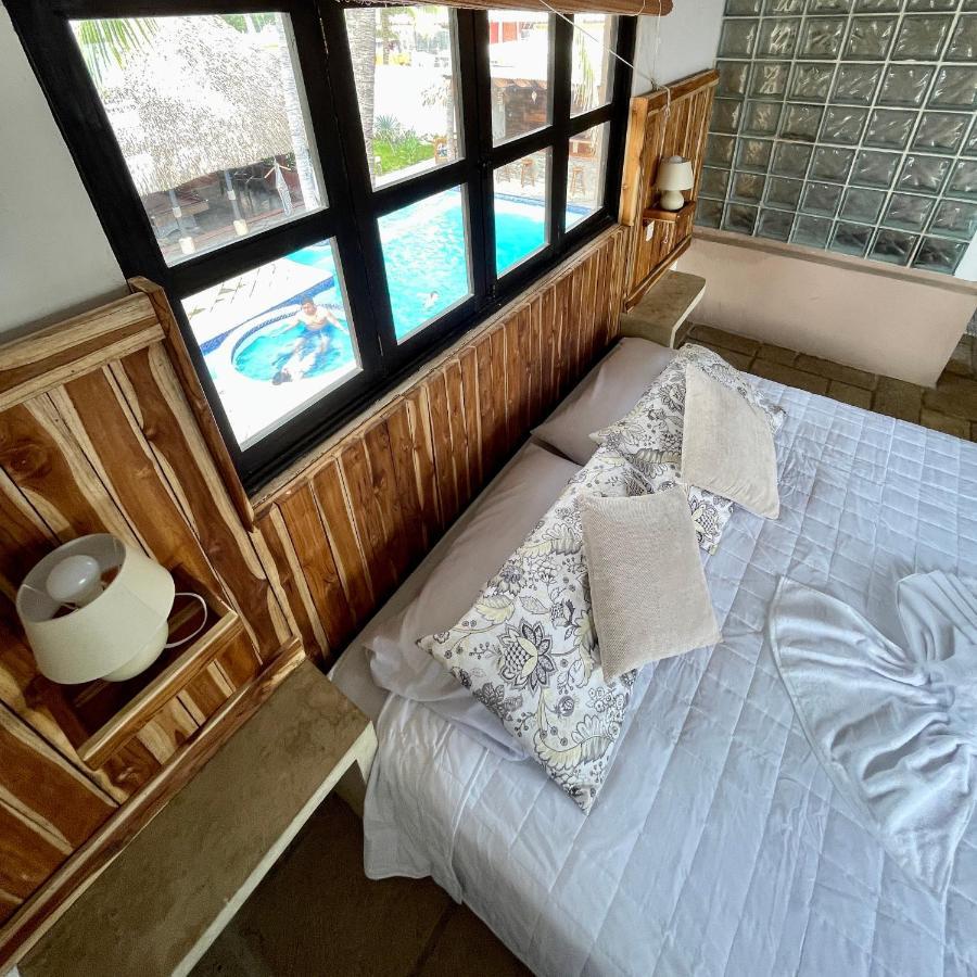 Johnnys Place Hotel モンテリコ エクステリア 写真